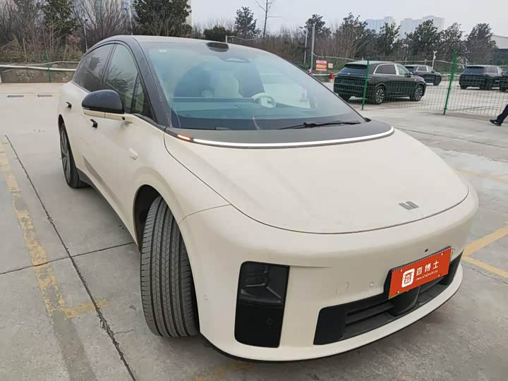 LiXiang i6 2025 2025款 四驱标准版