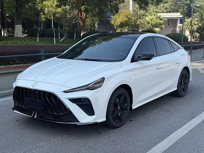 MG Motor 5 Scorpio 2022 2022款 1.5T Trophy运动旗舰版