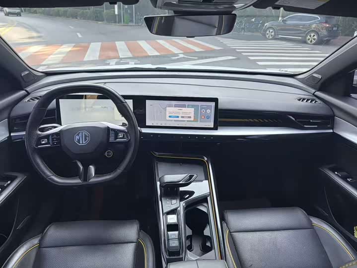 MG Motor 5 Scorpio 2022 2022款 1.5T Trophy运动旗舰版