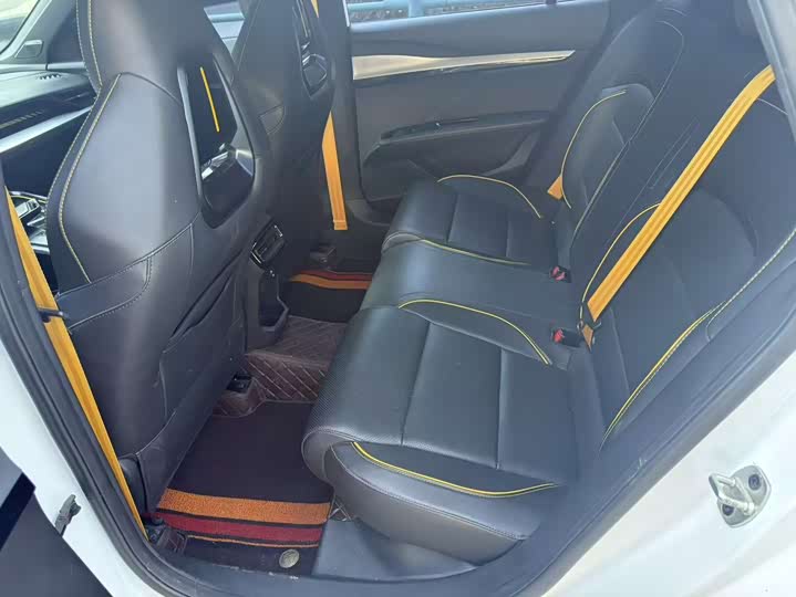 MG Motor 5 Scorpio 2022 2022款 1.5T Trophy运动旗舰版