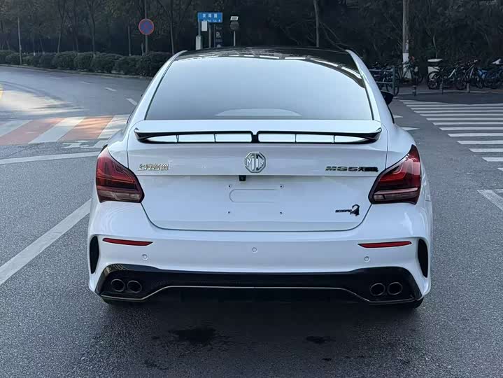 MG Motor 5 Scorpio 2022 2022款 1.5T Trophy运动旗舰版