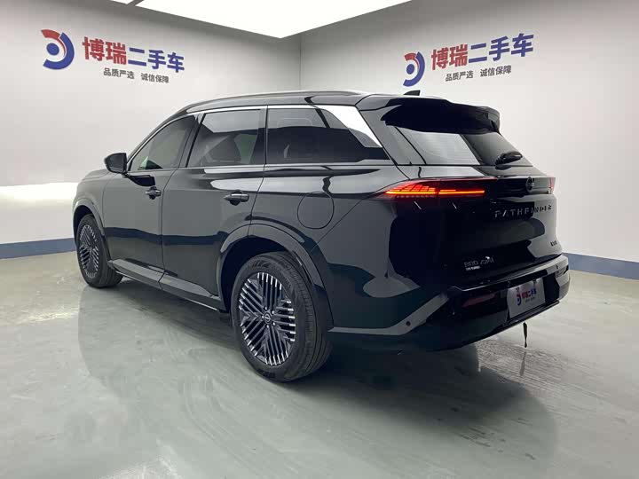 Nissan Pathfinder 2024 2024款 380VC-TURBO 四驱智驾版 7座