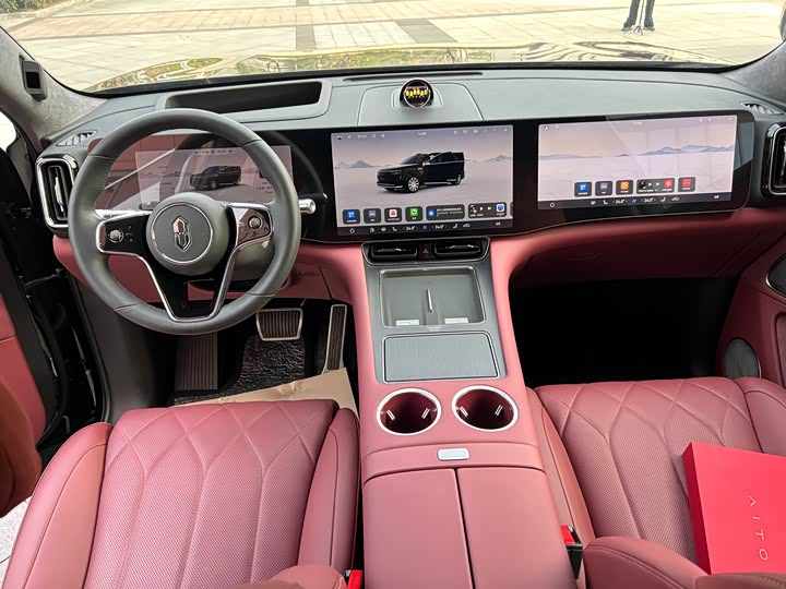 Aito M8 2025 2025款 增程 Max+版 53.4kWh 5座版