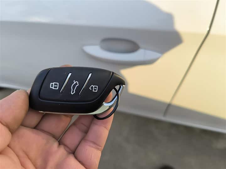 Roewe i6 Max EV 2023 2023款 EV 420天幕特别版