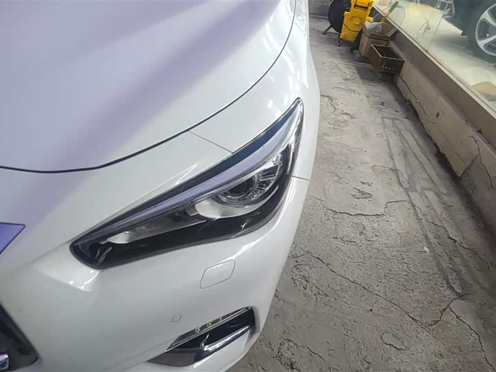 Infiniti Q50L 2018 2018款 2.0T 进享版 国VI