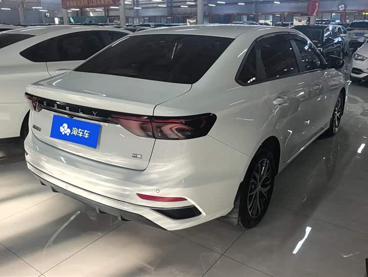 Geely Emgrand 2025 2025款 第4代 1.5L CVT龙腾版