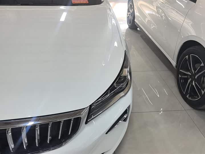 Geely Emgrand 2025 2025款 第4代 1.5L CVT龙腾版