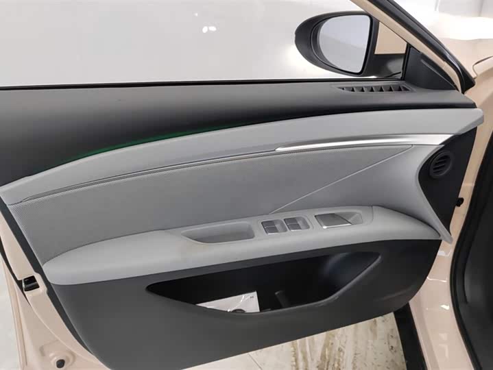 XPeng Mona M03 2025 2025款 620 超长续航 Plus