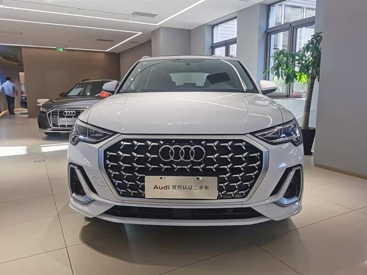 Audi Q3 2024 2024款 40 TFSI 时尚动感型