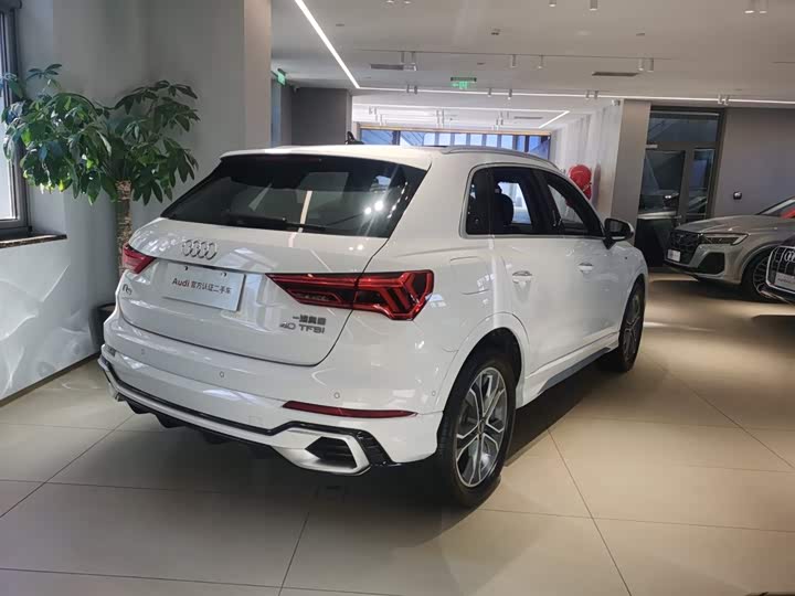 Audi Q3 2024 2024款 40 TFSI 时尚动感型