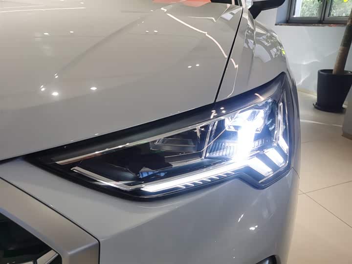 Audi Q3 2024 2024款 40 TFSI 时尚动感型