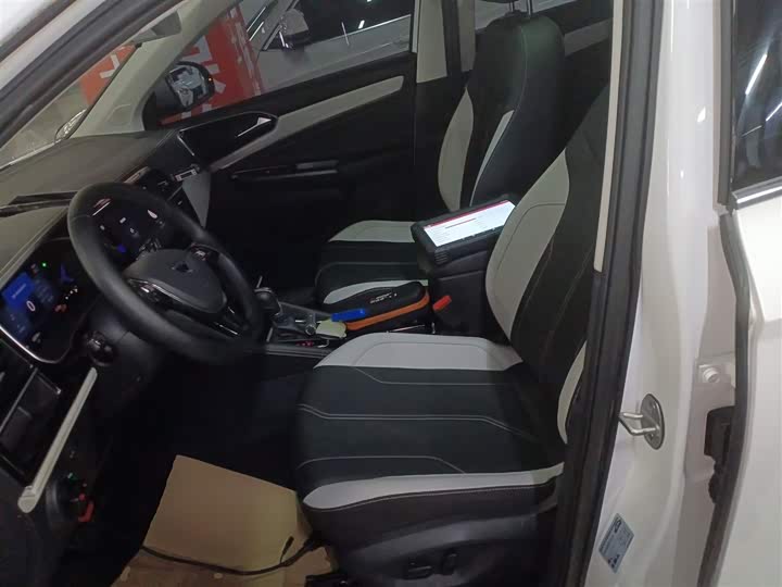 Jetta VS7 2024 2024款 280TSI 自动荣耀版