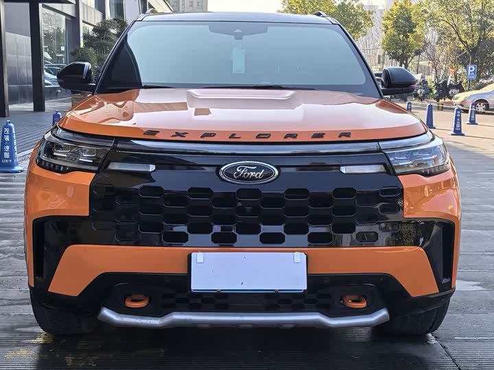 Ford Explorer 2023 2023款 EcoBoost 285 昆仑巅峰版 7座
