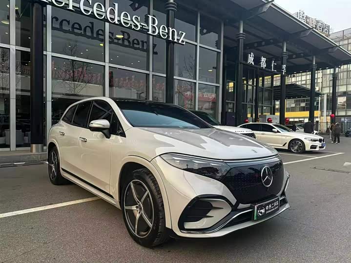 2023 Mercedes-Benz EQS SUV