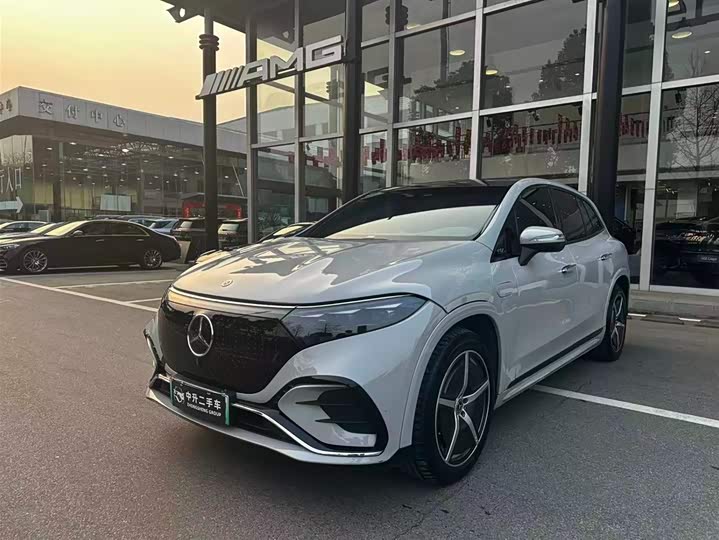 2023 Mercedes-Benz EQS SUV