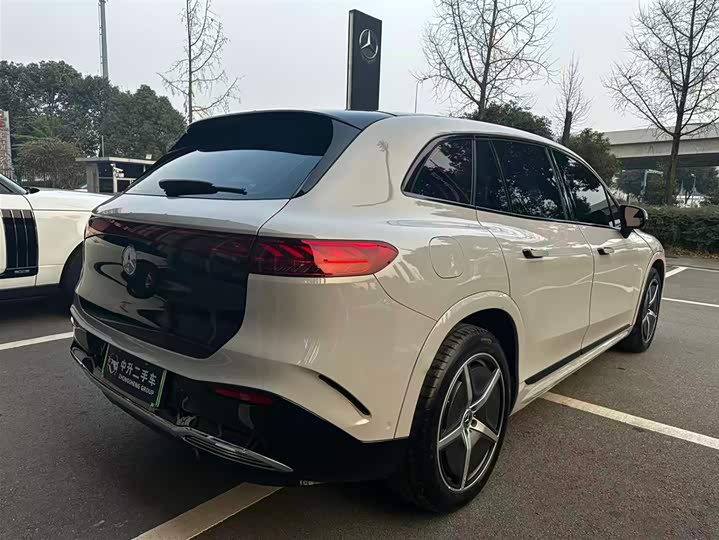 Mercedes-Benz EQS SUV 2023 2023款 450 4MATIC 先锋版