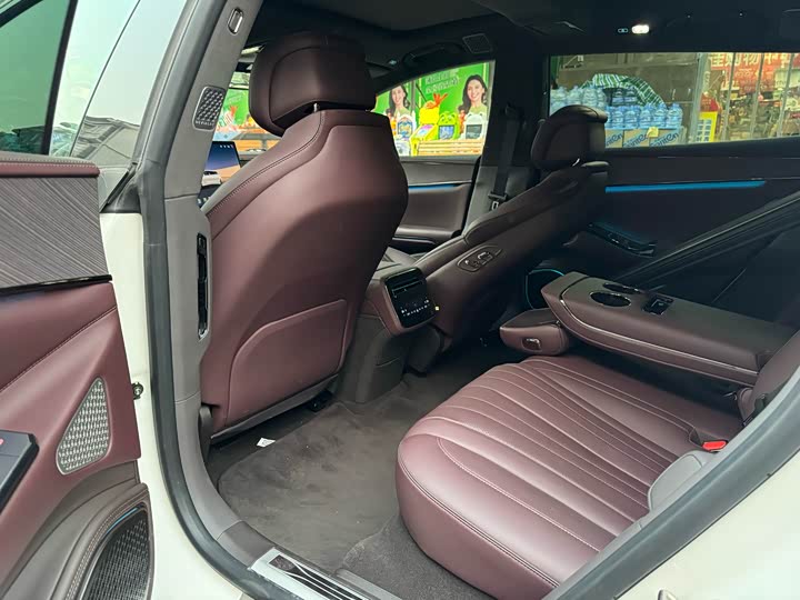 Denza Z9GT 2024 2024款 1100四驱Ultra版