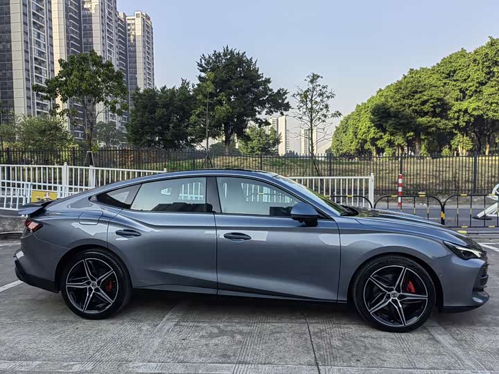 MG Motor 7 2025 2025款 2.0T Trophy+ 超级智驾版