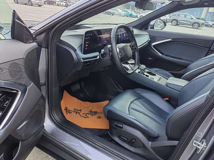 MG Motor 7 2025 2025款 2.0T Trophy+ 超级智驾版