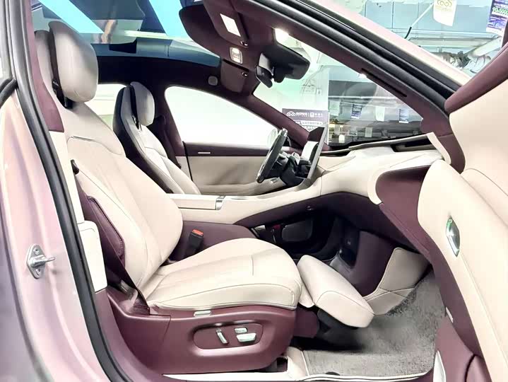 Xiaomi YU7 2025 2025款 超长续航高性能四驱Max版