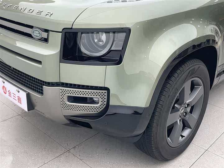 Land Rover Defender 2025 2025款 110 3.0T P400 X-Dynamic HSE