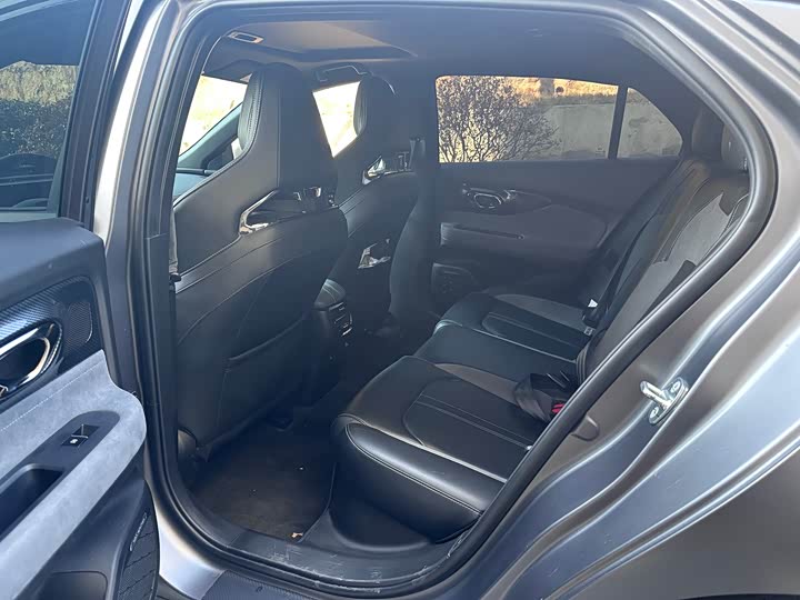 GAC Trumpchi Empow R 2024 2024款 400T 自动 影豹R PRO版