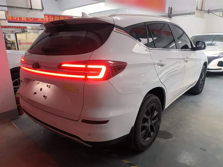BYD Song 2021 2021款 经典版 1.5T 自动精英型