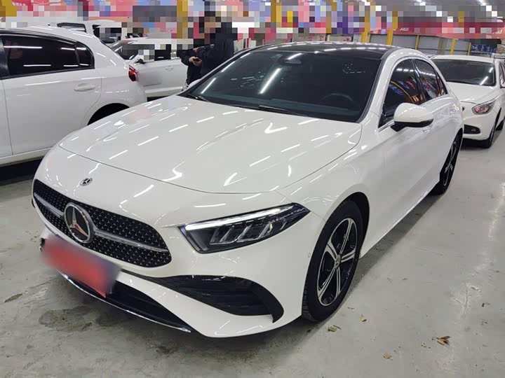Mercedes-Benz A-Class 2025 2025款 A 200 L 时尚型