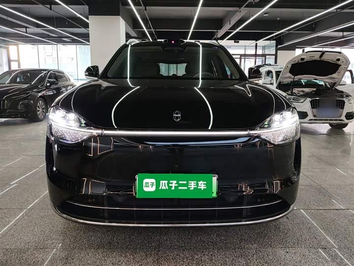 Aito M9 2025 2025款 增程 Ultra版 52kWh 6座版