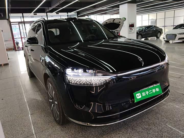 Aito M9 2025 2025款 增程 Ultra版 52kWh 6座版