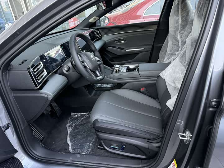 BYD Qin L 2025 2025款 DM-i 智驾版 120KM领先型