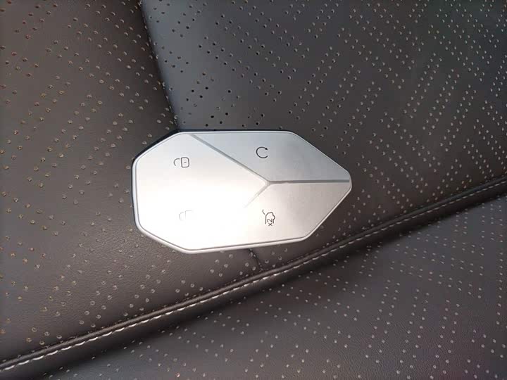 BYD FangChengBao Titanium 3 (Tai 3) 2025 2025款 501KM 四驱Ultra版