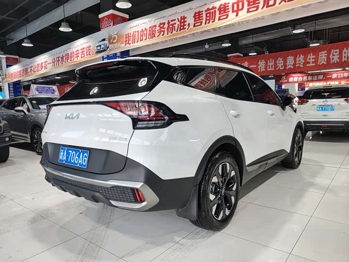 Kia Sportage 2023 2023款 2.0T 两驱旗舰版