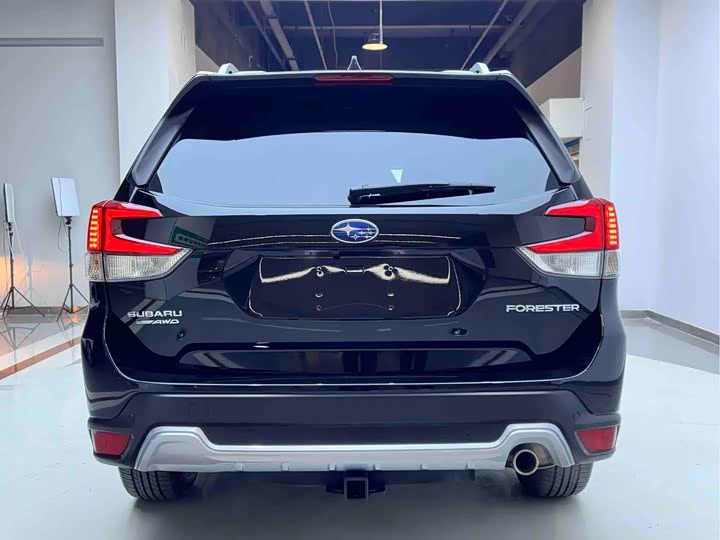 Subaru Forester 2022 2022款 2.0i AWD旗舰版EyeSight