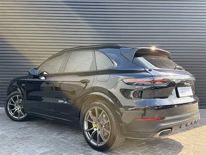 Porsche Cayenne Hybrid 2023 2023款 Cayenne E-Hybrid 2.0T