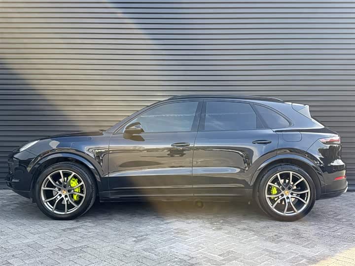 Porsche Cayenne Hybrid 2023 2023款 Cayenne E-Hybrid 2.0T