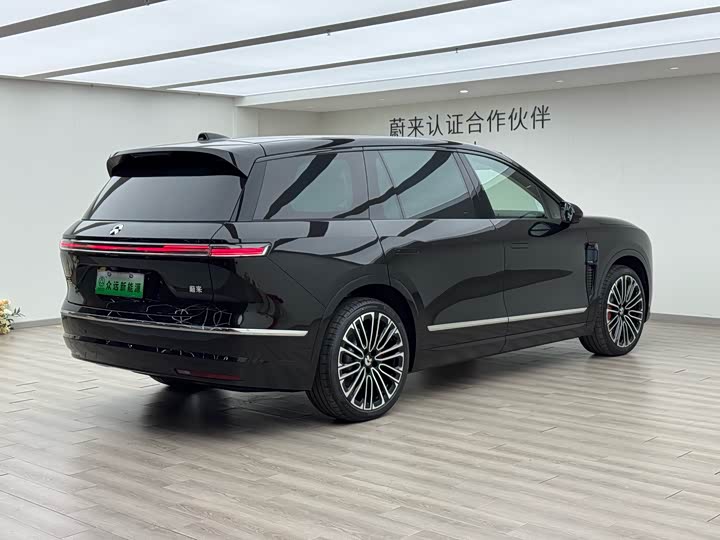 Nio ES8 2026 2026款 六座行政签名版