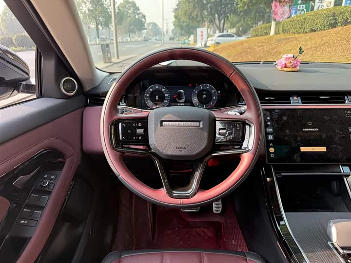 Land Rover Range Rover Evoque L 2024 2024款 揽胜极光L SE 驭光尊耀版