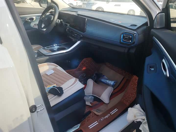 GAC Trumpchi GS3 2023 2023款 影速 270T 劲智版