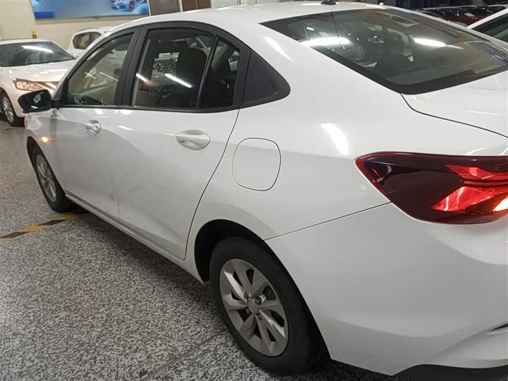 Chevrolet Onix (Cavalier) 2021 2021款 325T 自动欣悦版