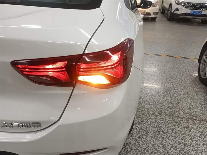 Chevrolet Onix (Cavalier) 2021 2021款 325T 自动欣悦版