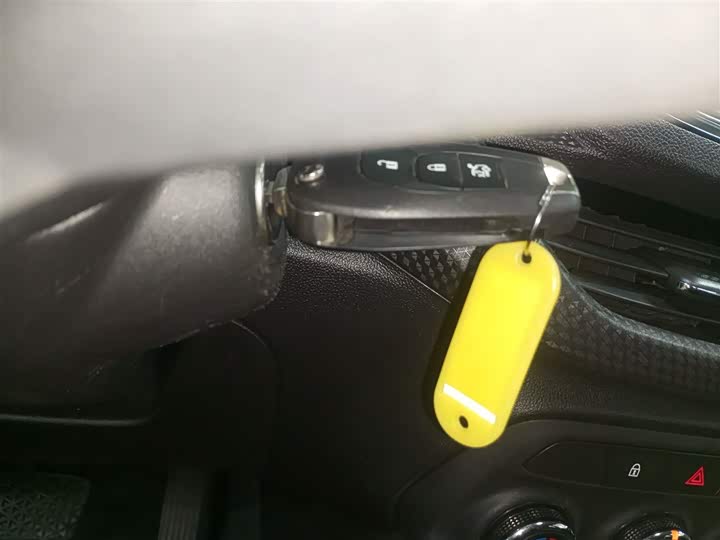 Chevrolet Onix (Cavalier) 2021 2021款 325T 自动欣悦版