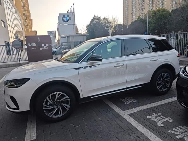 Lincoln Corsair 2024 2024款 2.0T 两驱尊享版