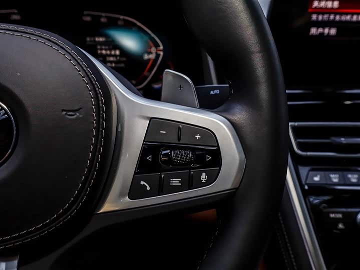 BMW 8 Series 2022 2022款 840i 四门轿跑车 M运动套装