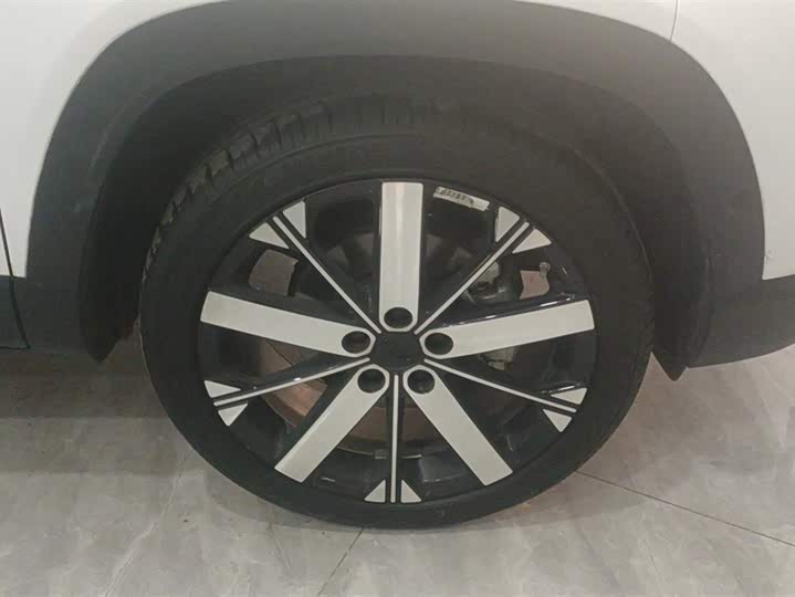 Geely Icon 2023 2023款 1.5TD 巧克力醇臻版