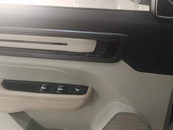 Geely Icon 2023 2023款 1.5TD 巧克力醇臻版