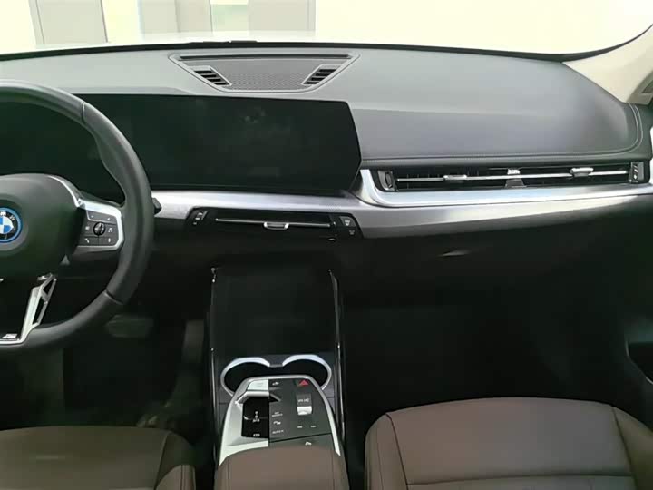 BMW iX1 2023 2023款 eDrive25L M运动套装