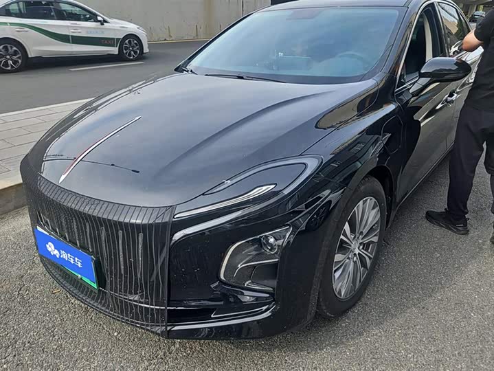 Hongqi E-QM5 2024 2024款 610km PLUS