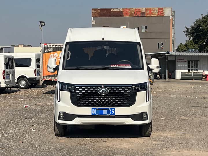 Maxus V80 2024 2024款 傲运通 6MT 长轴中顶147Ps 6/7/8/9座