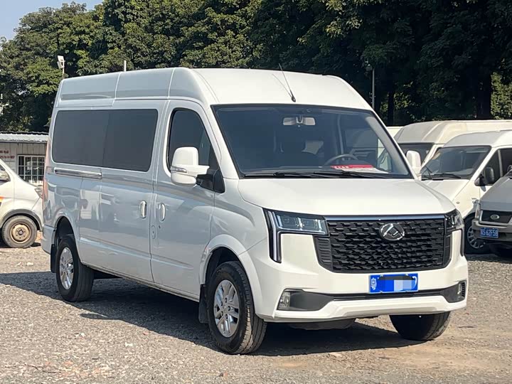 Maxus V80 2024 2024款 傲运通 6MT 长轴中顶147Ps 6/7/8/9座